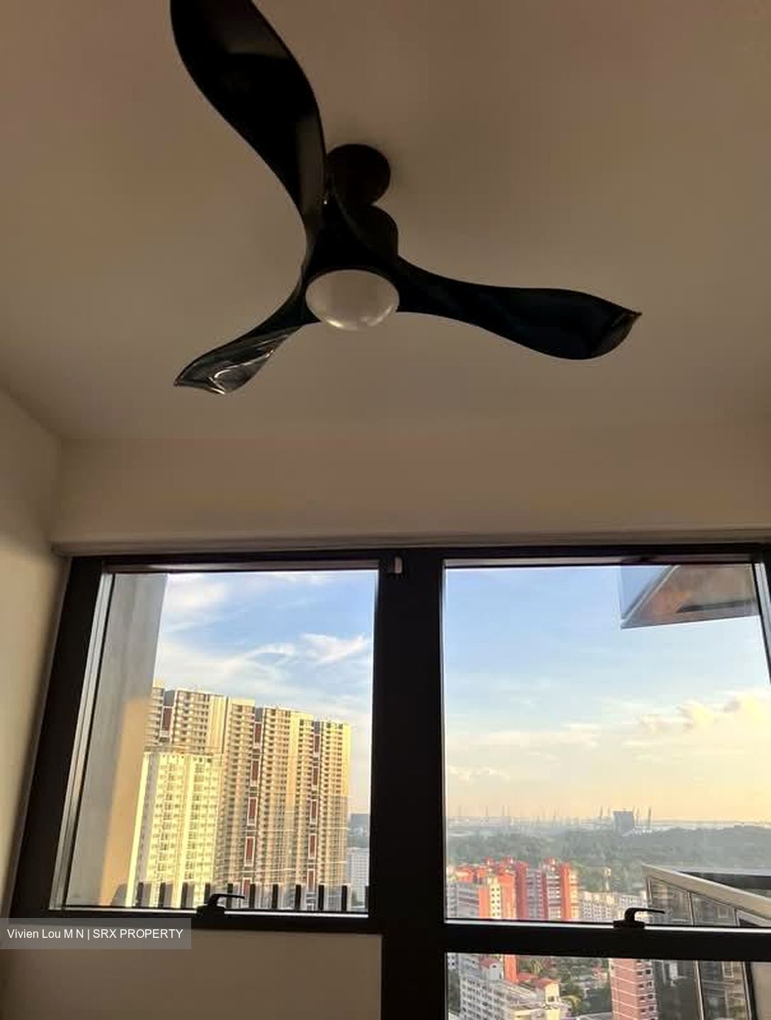 Commonwealth Towers (D3), Condominium #551232631
